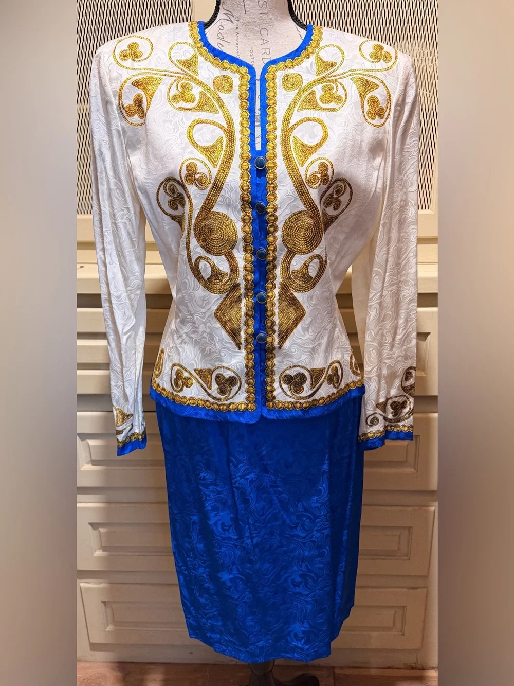 VTG Adrianna Papell 100% Silk Skirt Suit Set